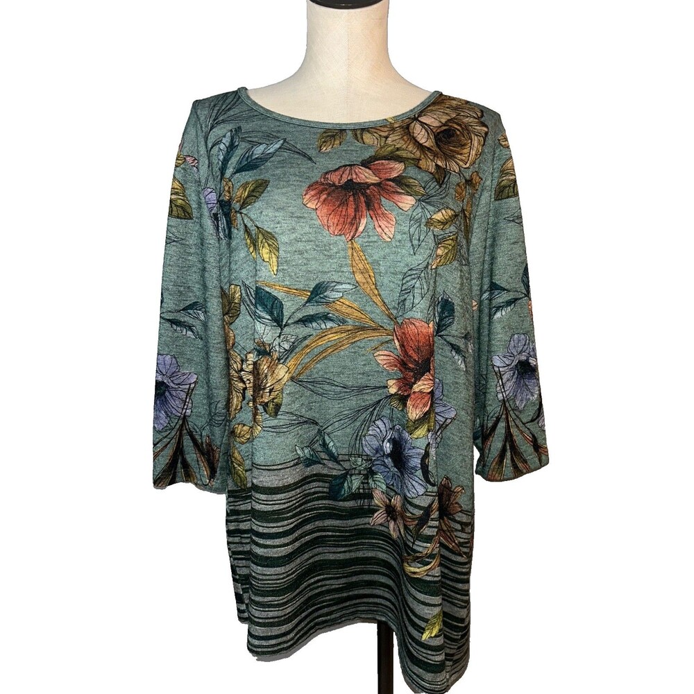 CJ Banks Women’s Vintage Knit Floral Tunic Top size 2X Boat Neck Boho Romantic
